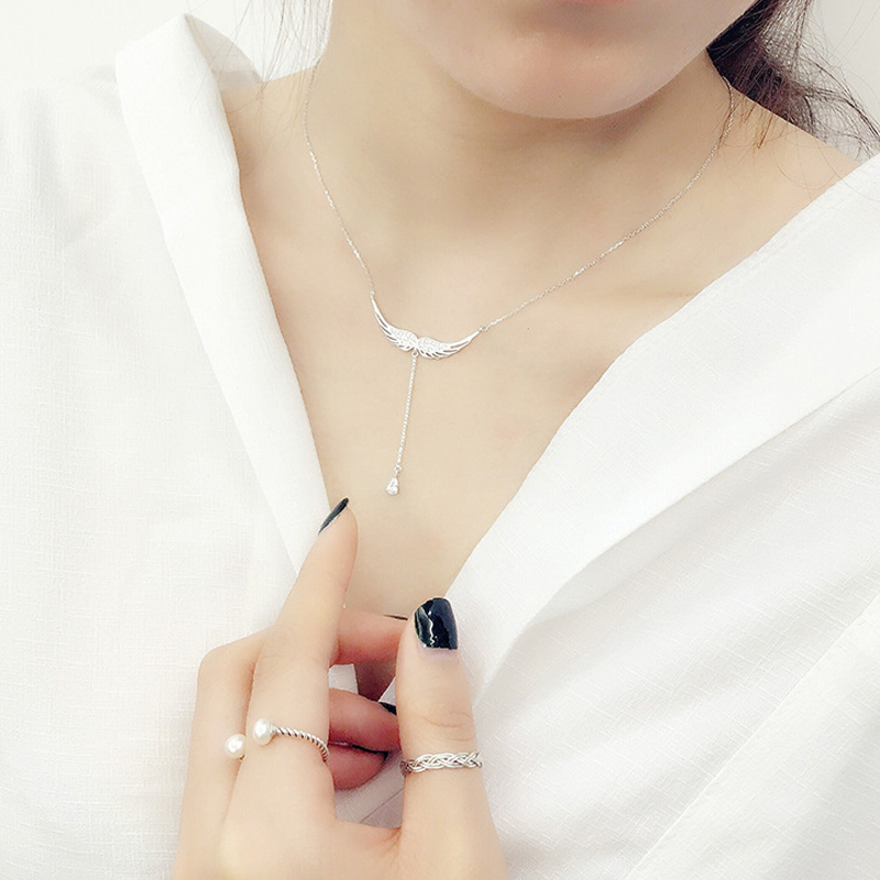 Collier ange argent femme moderne