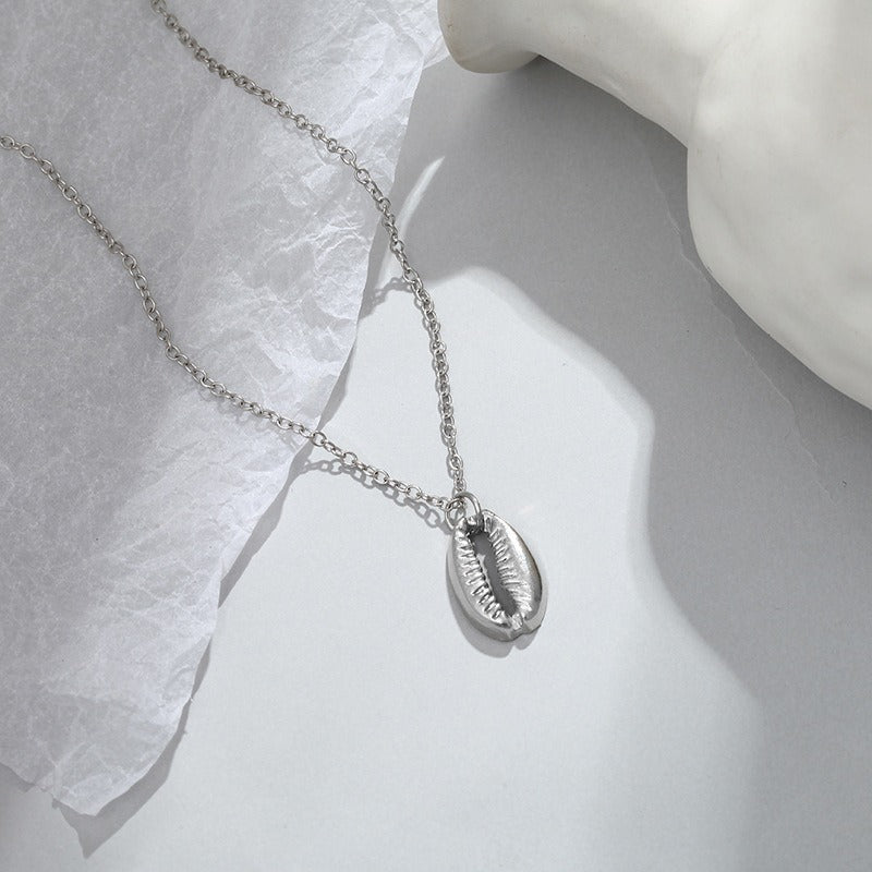 Collier coquillage long