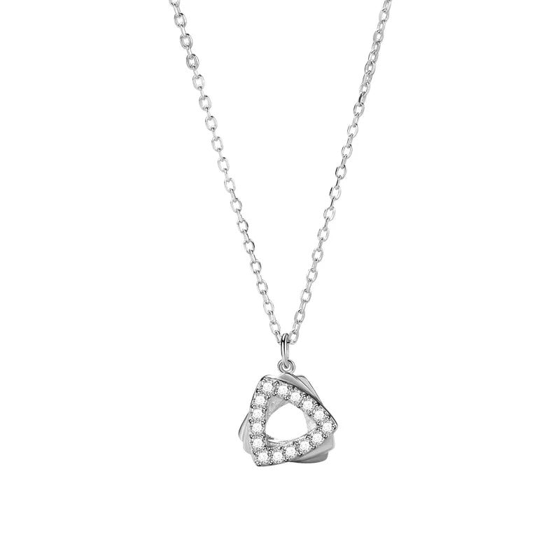 Pendentif triangle argent