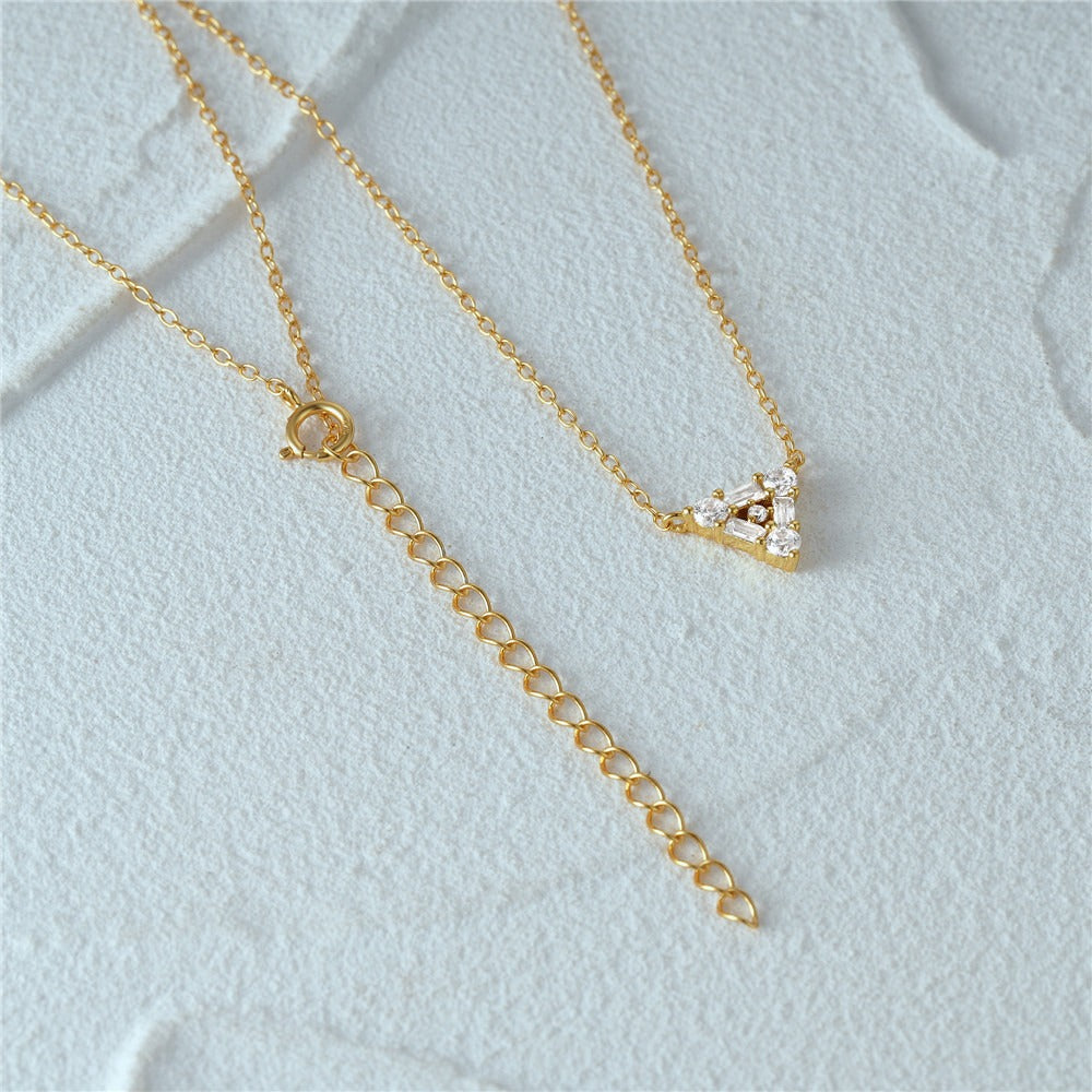 Collier triangle argent