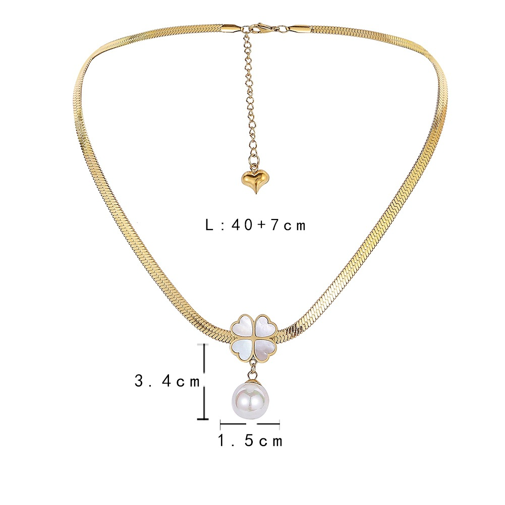 Collier trèfle nacre blanche