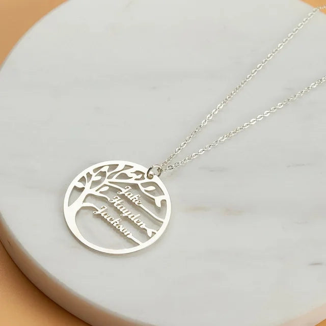 Collier arbre de vie avec prénom