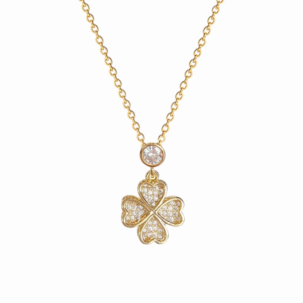 Collier Tresse Trèfle et Multi Pendentifs Luxe - Hanan Channel Collier Tresse Trèfle et Multi Pendentifs Luxe - Hanan Channel