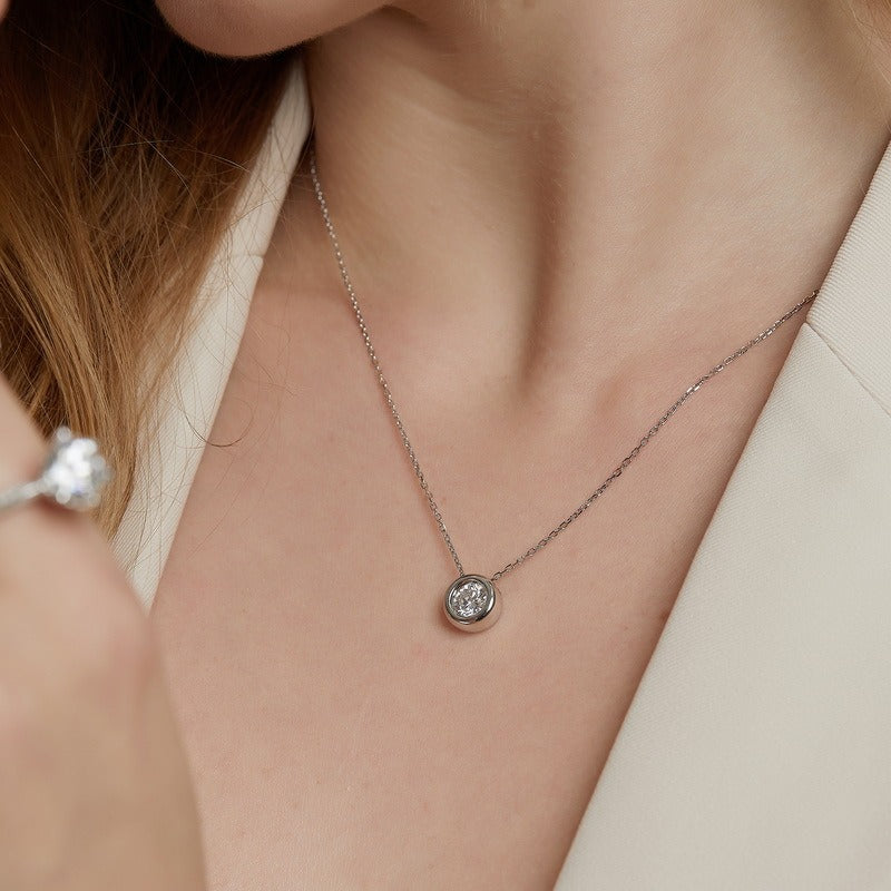 Collier pierre précieuse femme