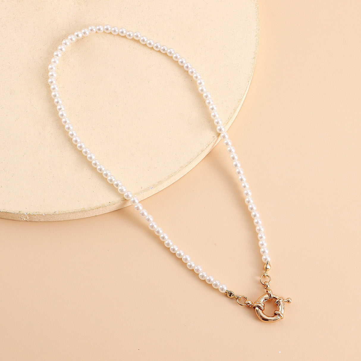 Collier pampille doré et perle multirang