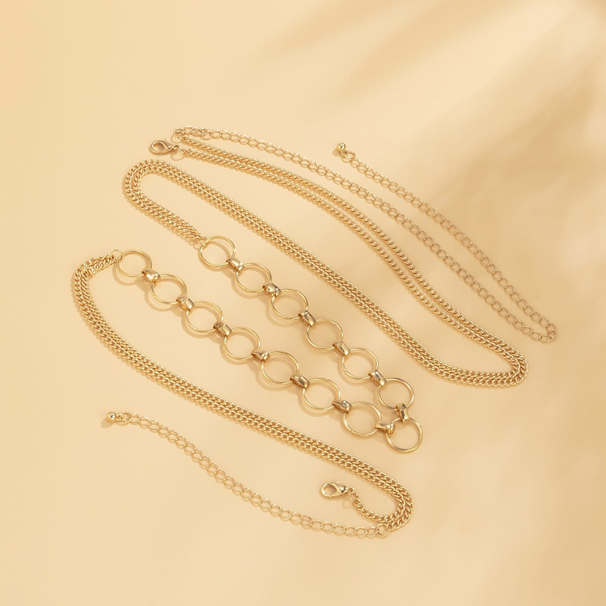 Collier corps chaîne avec anneaux