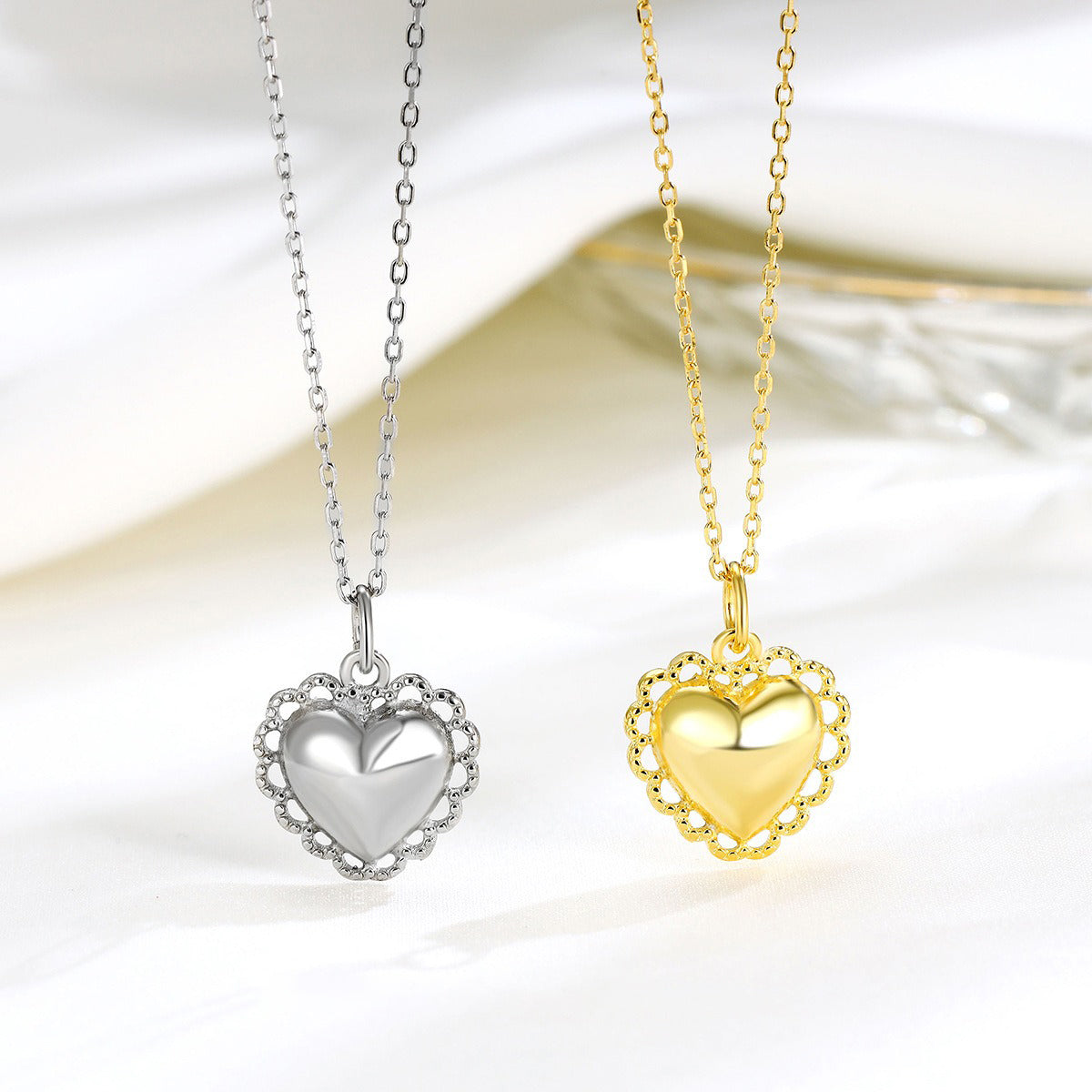 Pendentif cœur sacré