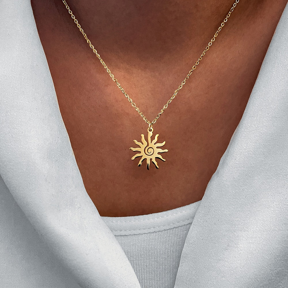 Collier soleil femme doré