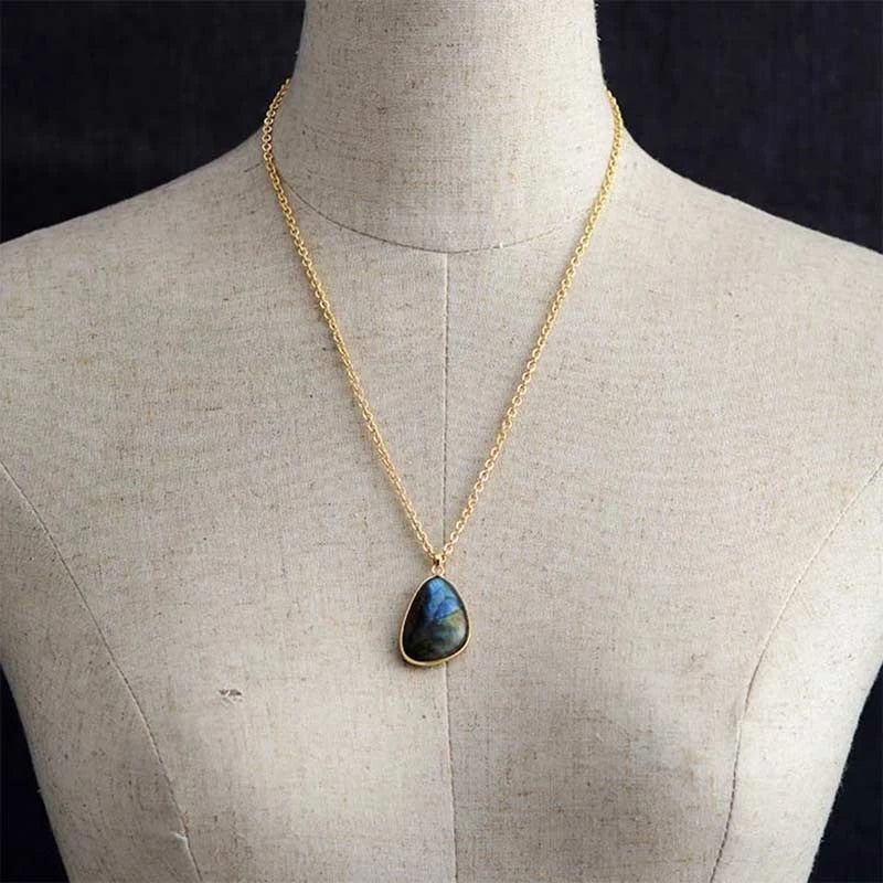 Pendentif Pierre de Lune Noire