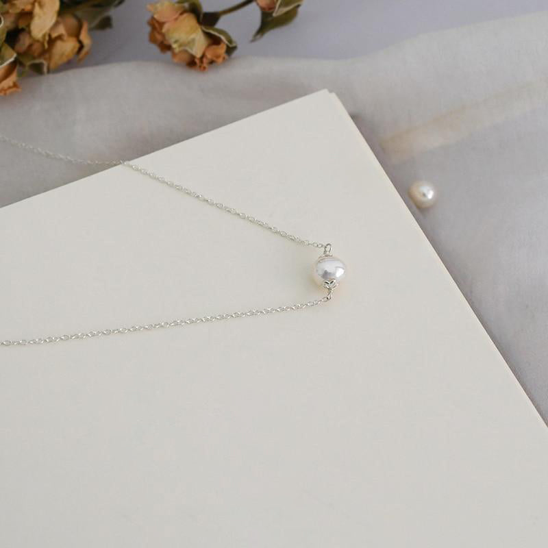 Collier perle blanche ras de cou