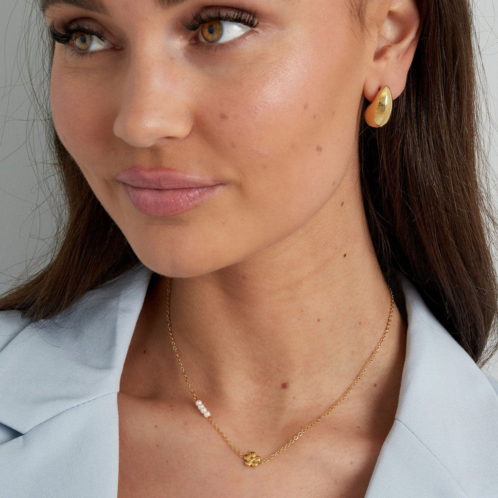 Collier de perles fleurs - doré