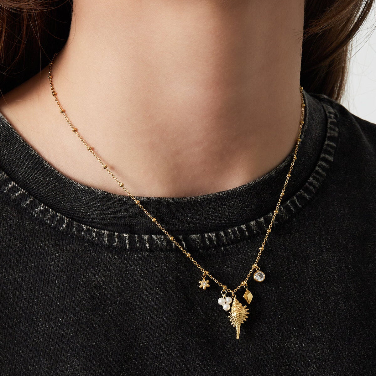 collier à breloques côtières