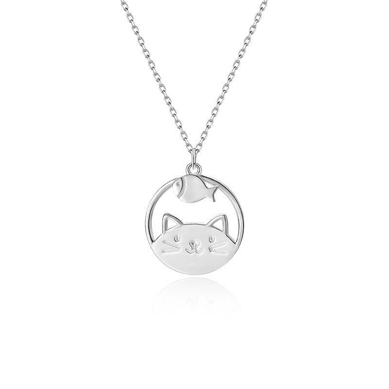 Collier avec pendentif chat