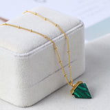 Pendentif triangle vert