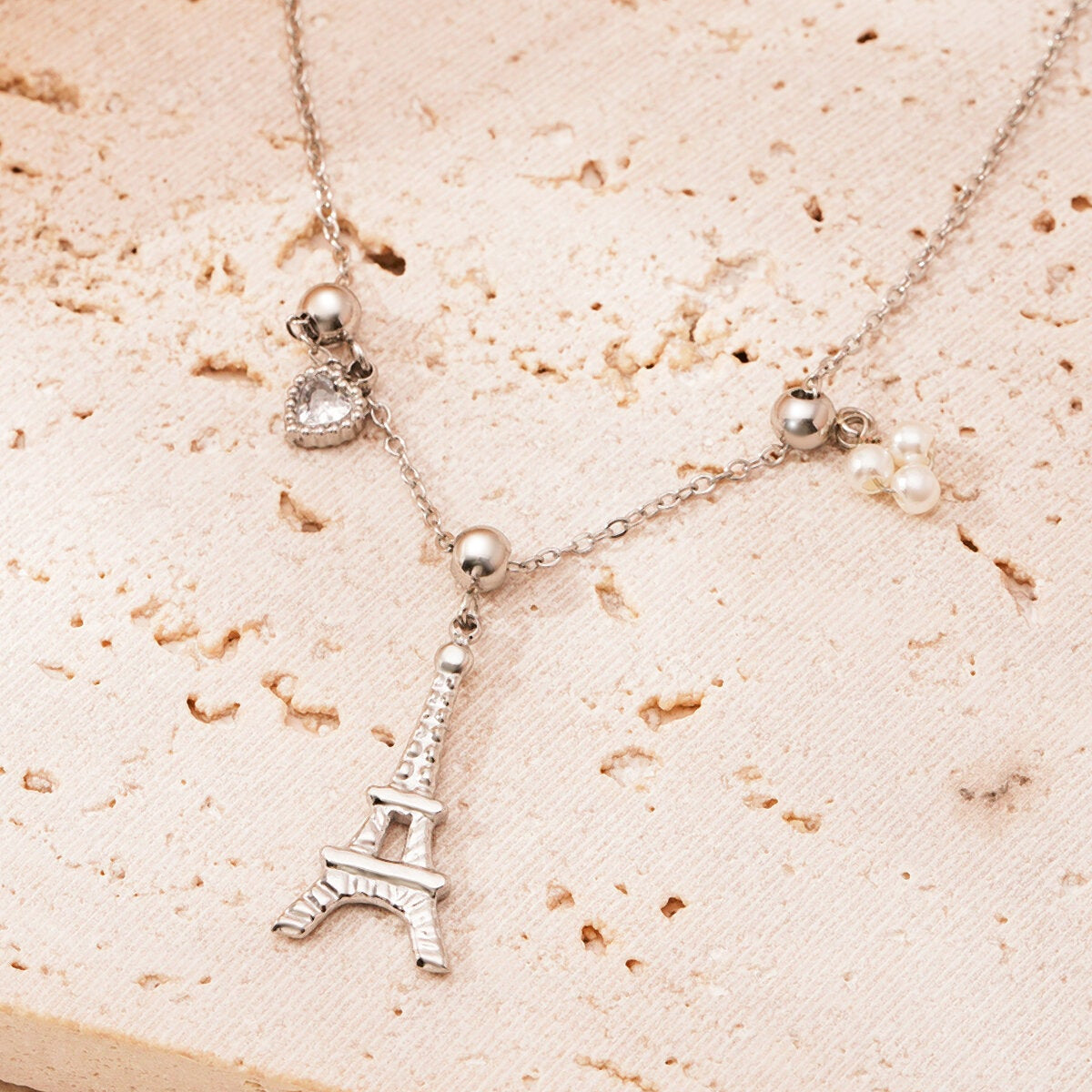 Collier tour Eiffel