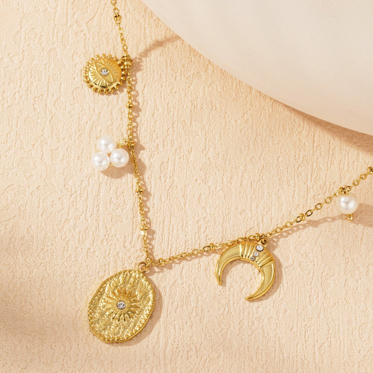 collier moony