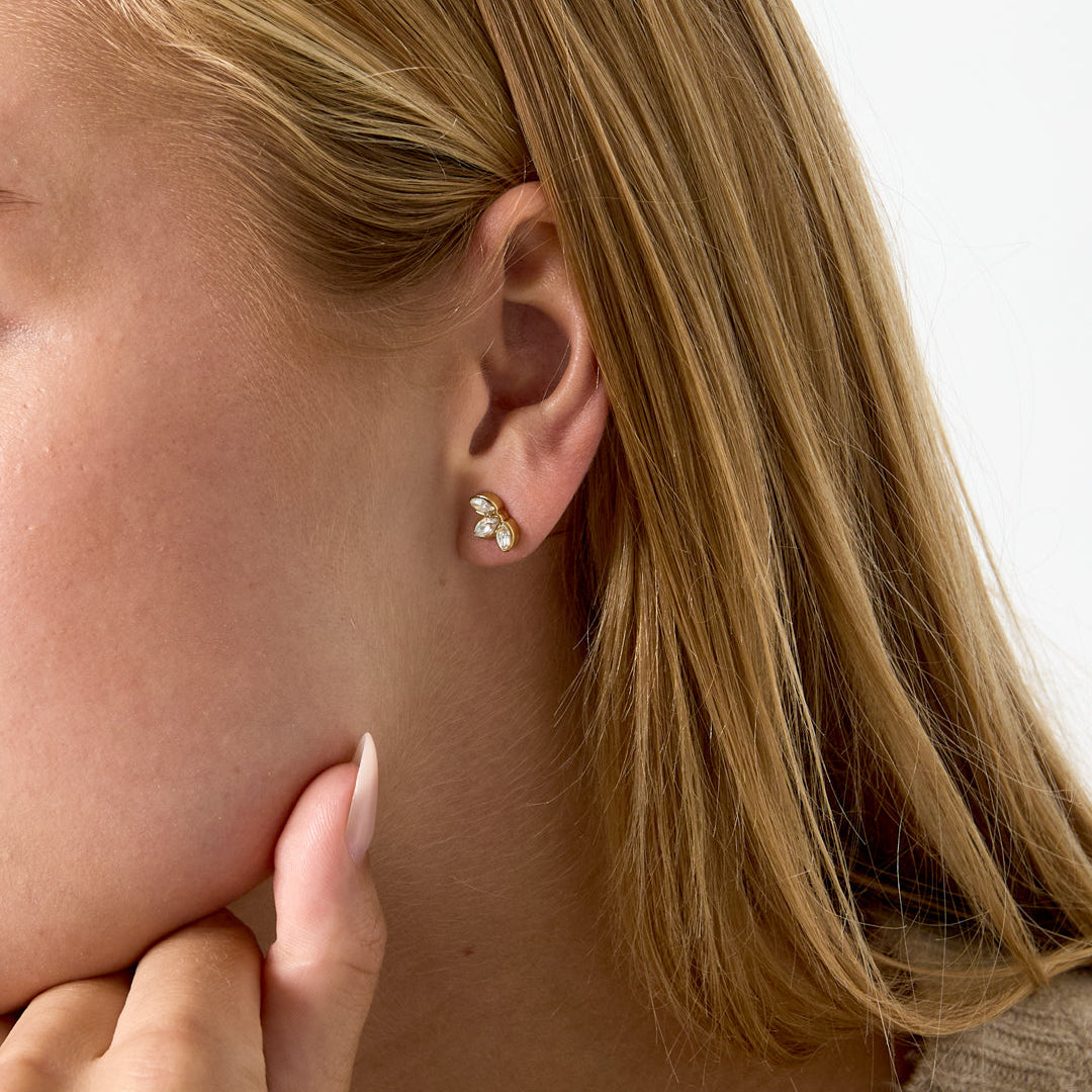 Boucles d'oreilles puces en acier inoxydable, style feuille, collection Daily Simple, bijoux pour femmes Image