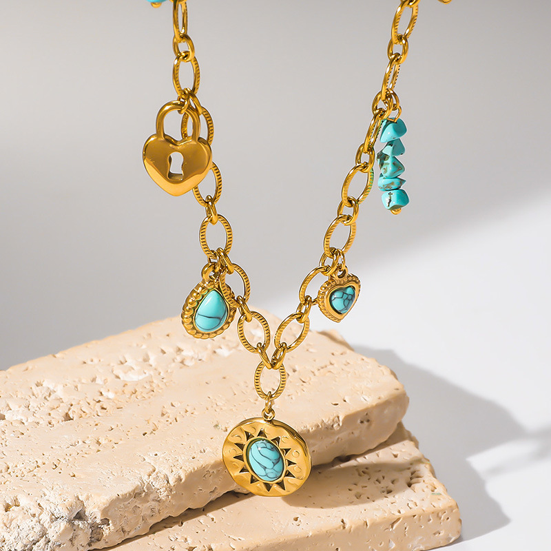 Collier pampilles dorées et turquoise