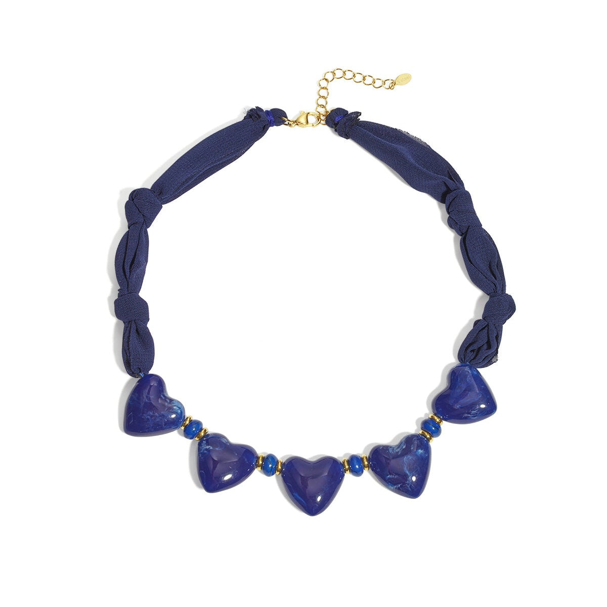 Collier en tissu avec perles en forme de cœur