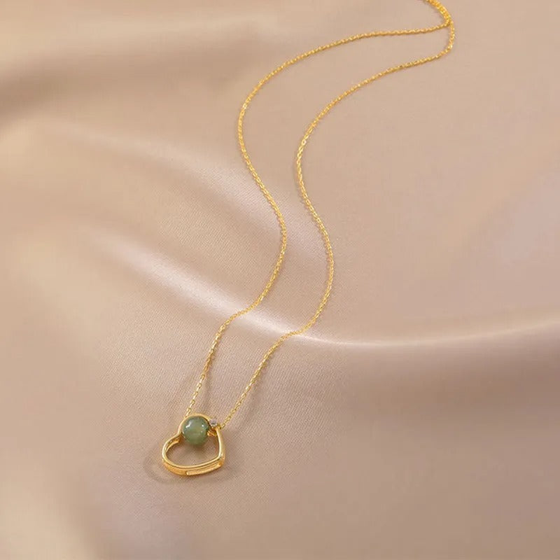 Collier cœur éternel en Jade