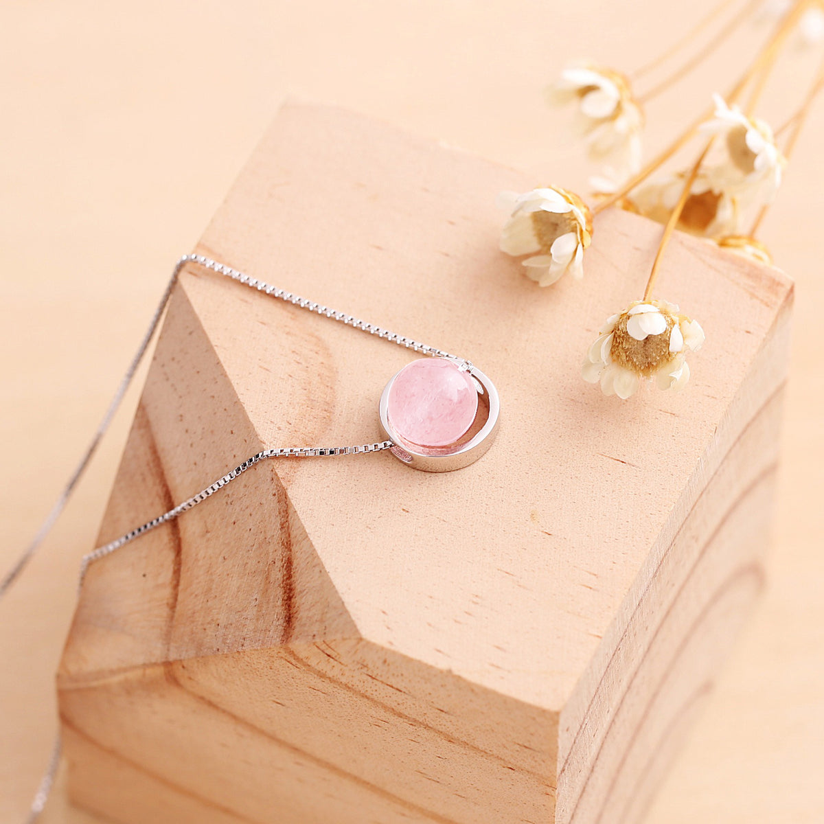 Collier avec pendentif quartz rose en argent