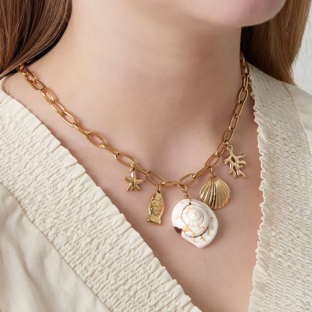 Collier à breloques de plage