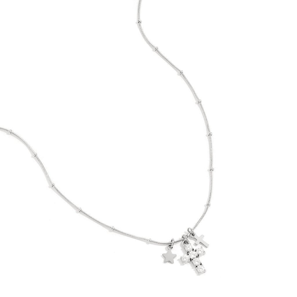 Collier avec breloques en forme de croix et d'étoile