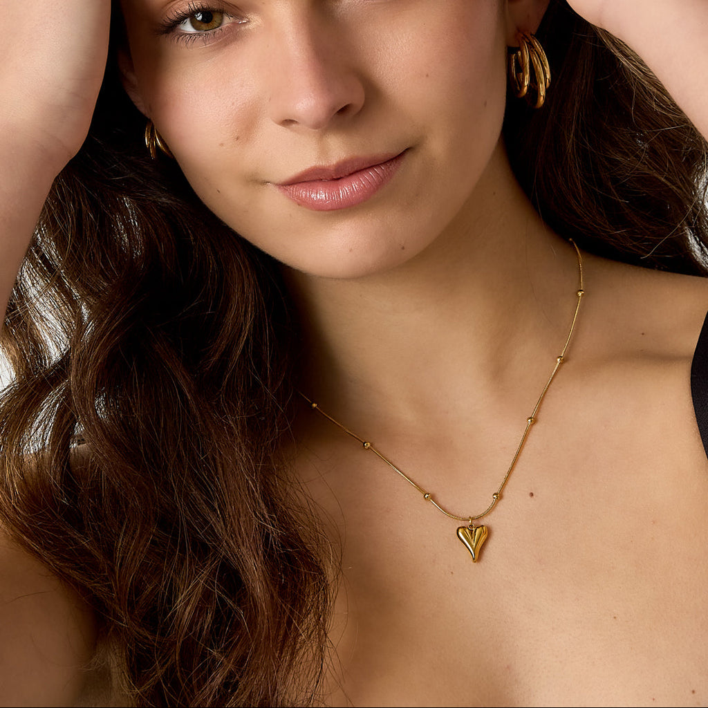 Collier petite boule avec coeur - doré