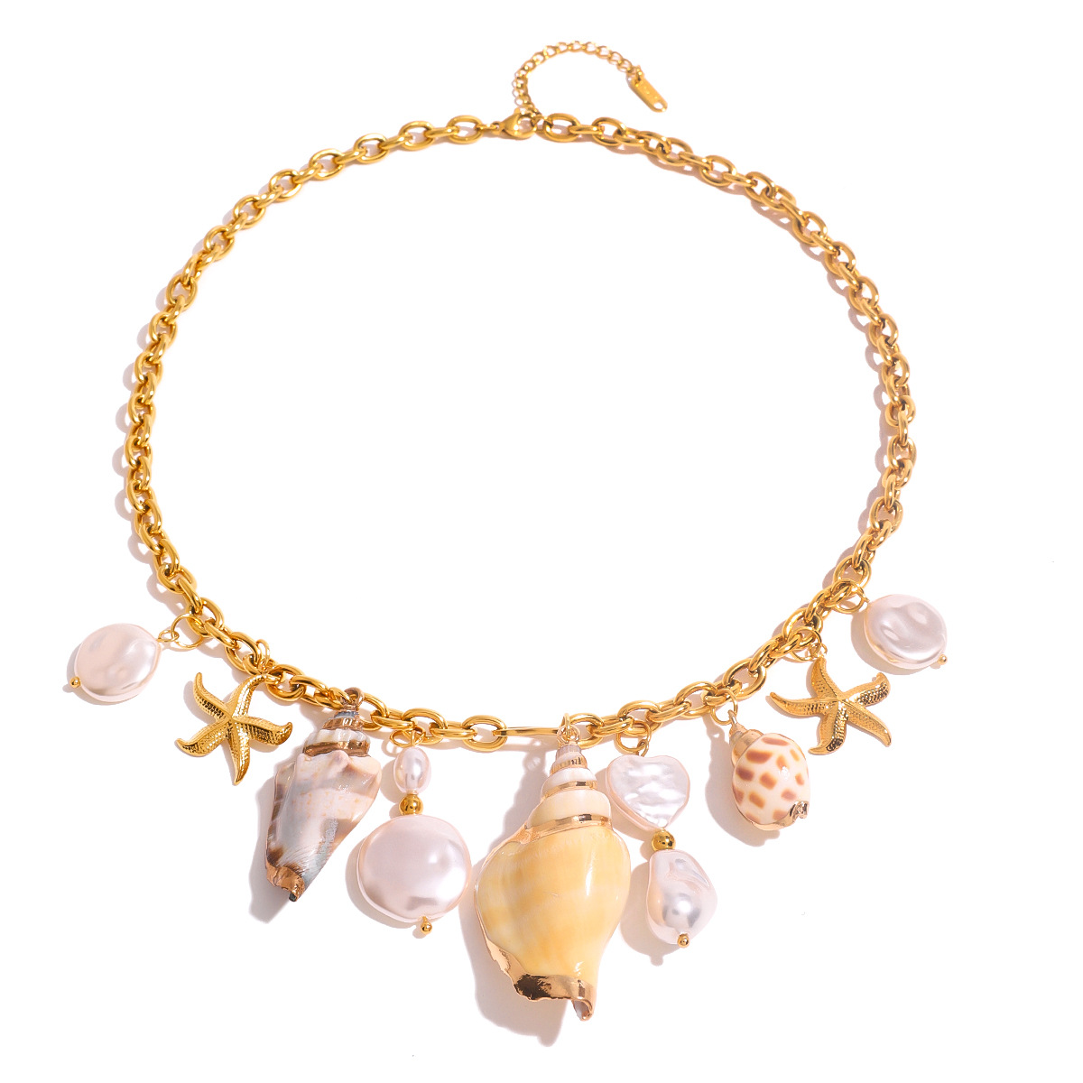Collier pampilles coquillages et perles