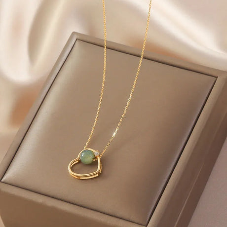 Collier cœur éternel en Jade