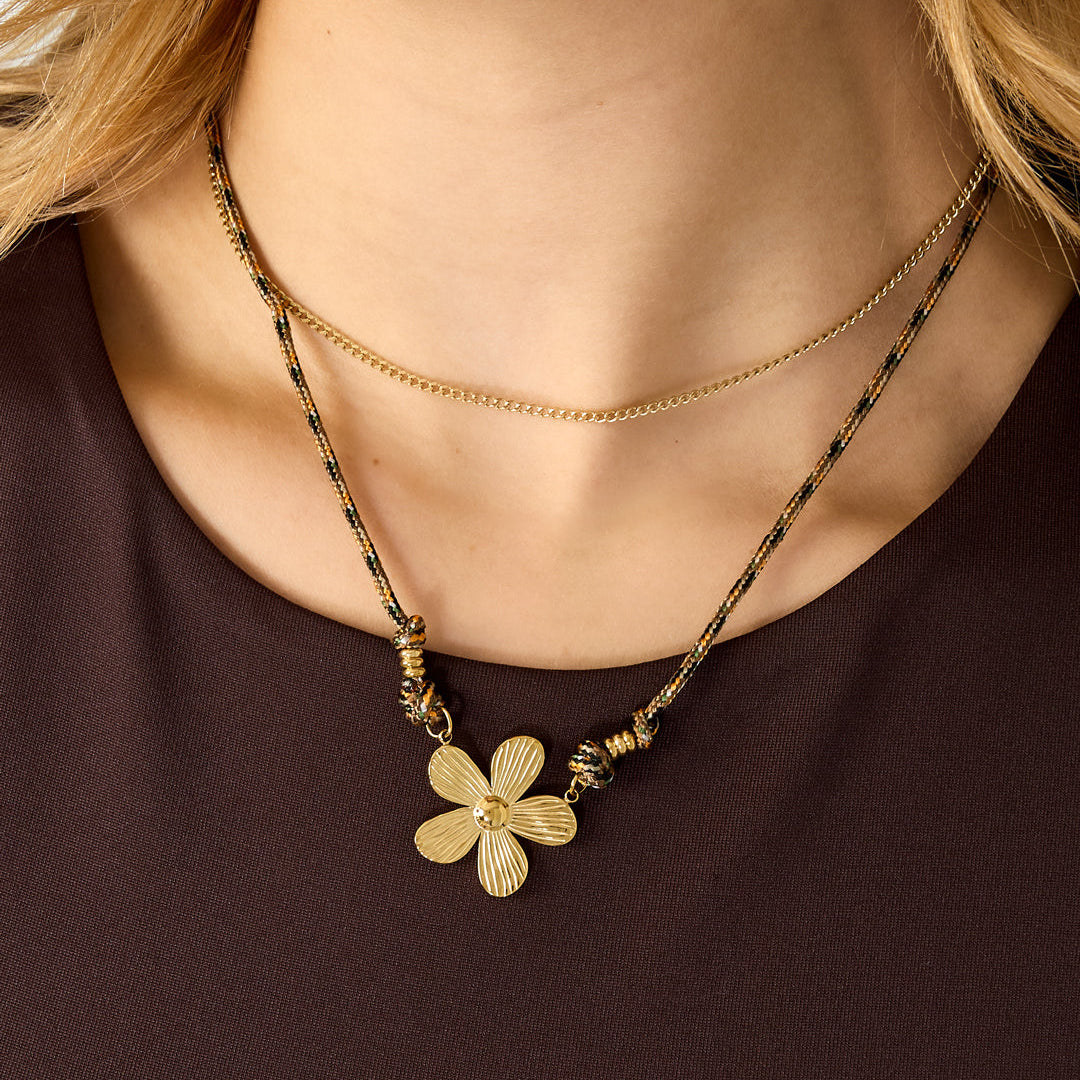 Colliers pendentifs en acier inoxydable Fleur Casual Daily Simple Série Bijoux pour femmes