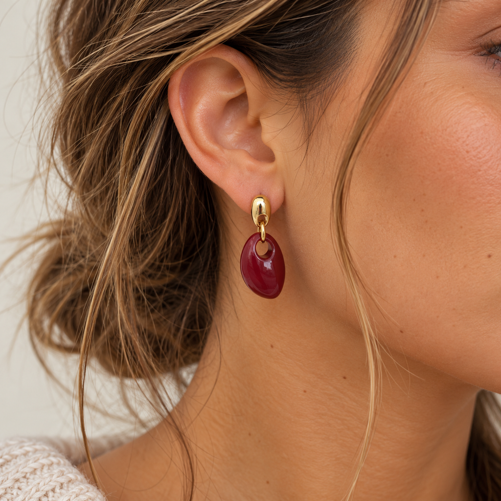Boucles d’oreilles pendantes en résine marbrée ajourée