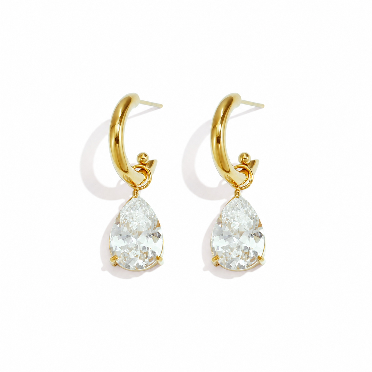Boucles d’oreilles demi-créoles à goutte en strass décoratif