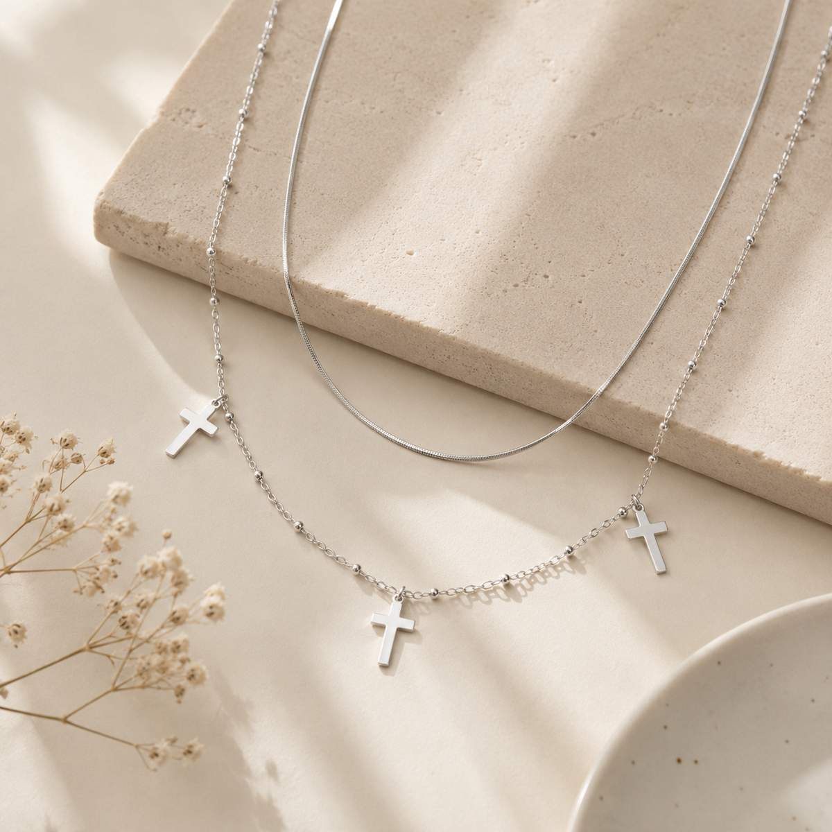 Collier double chaîne trois croix