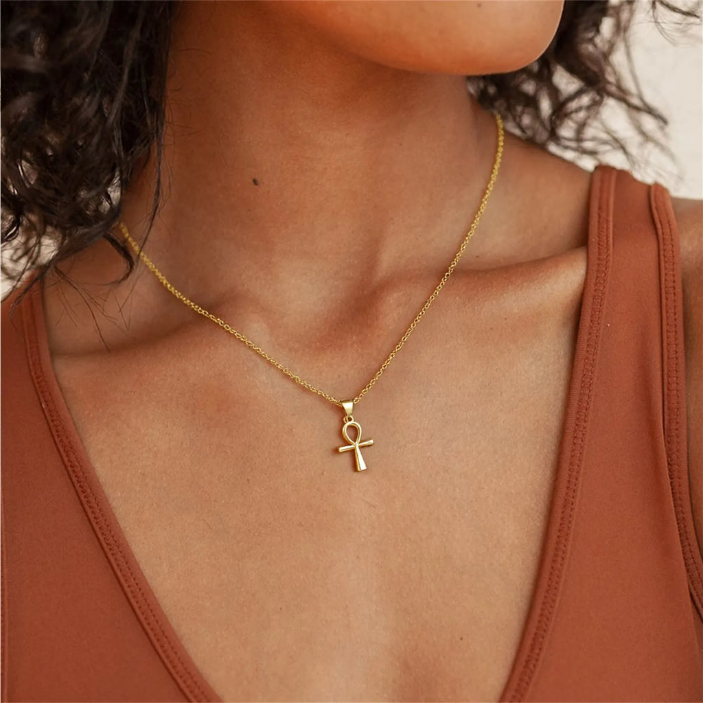 Collier pendentif croix Ankh doré