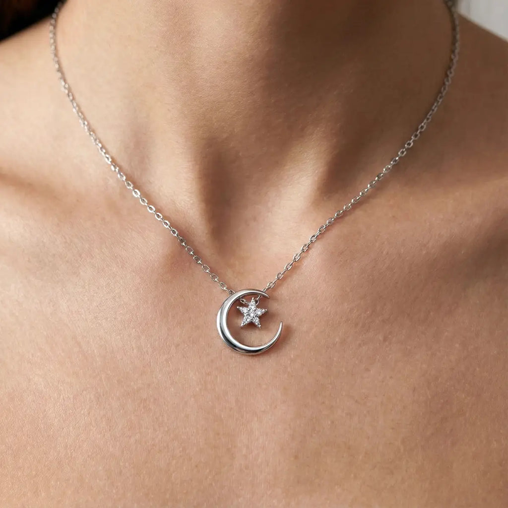 Collier étoile et lune avec Zircons