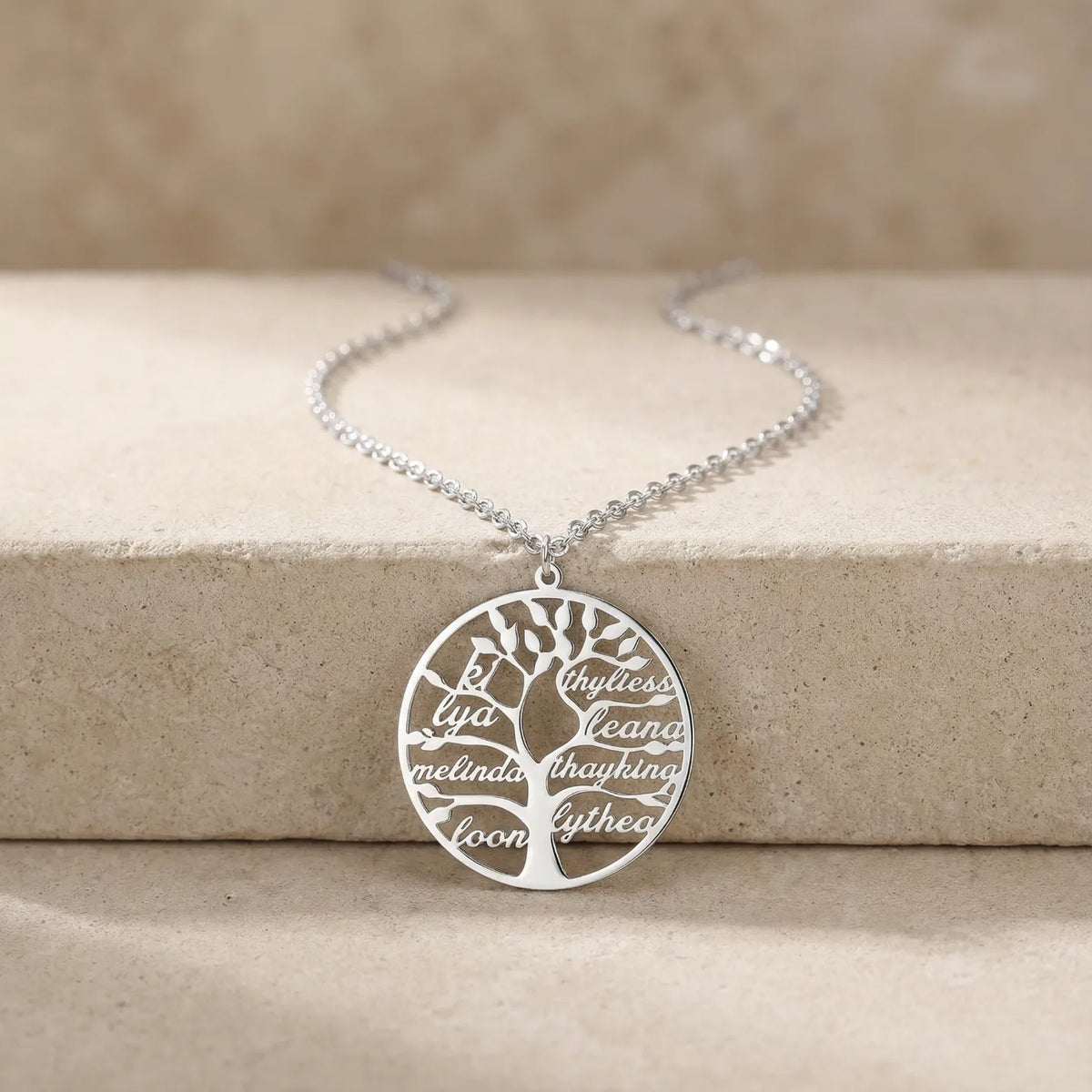 Collier arbre de vie personnalisable prénoms