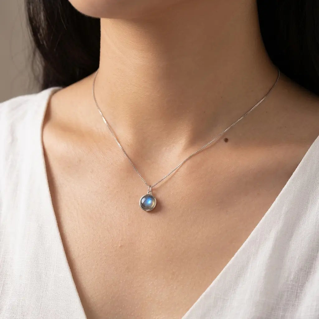 Collier avec pierre de lune