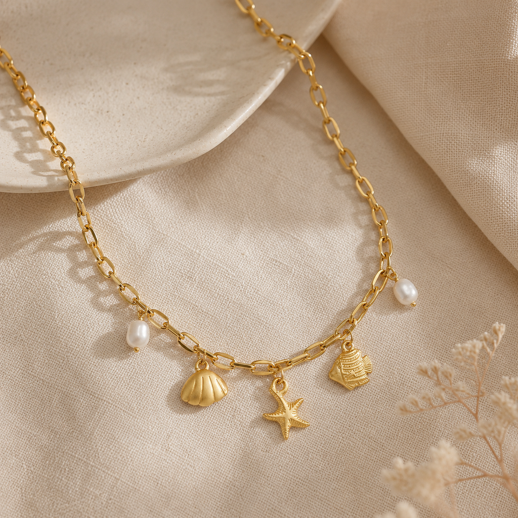 Collier charms marins et perles d’imitation effet nacré