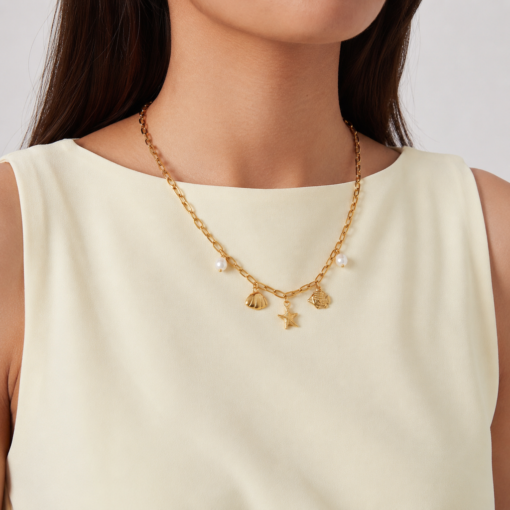 Collier charms marins et perles d’imitation effet nacré