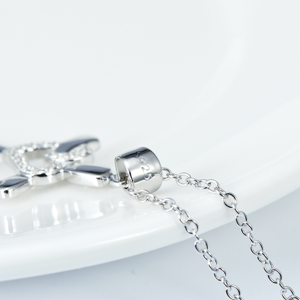 Collier croix orthodoxe