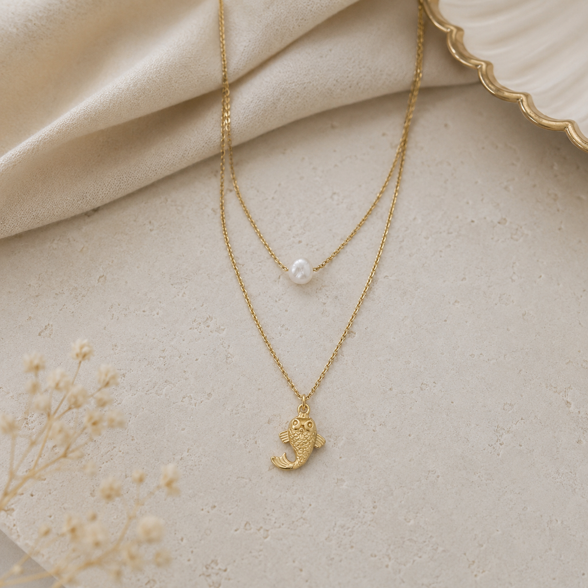 Collier double rang poisson et perle d’imitation effet nacré