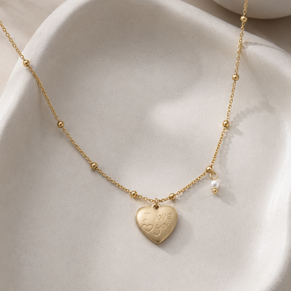 Collier pendentif cœur gravé (I Love You)