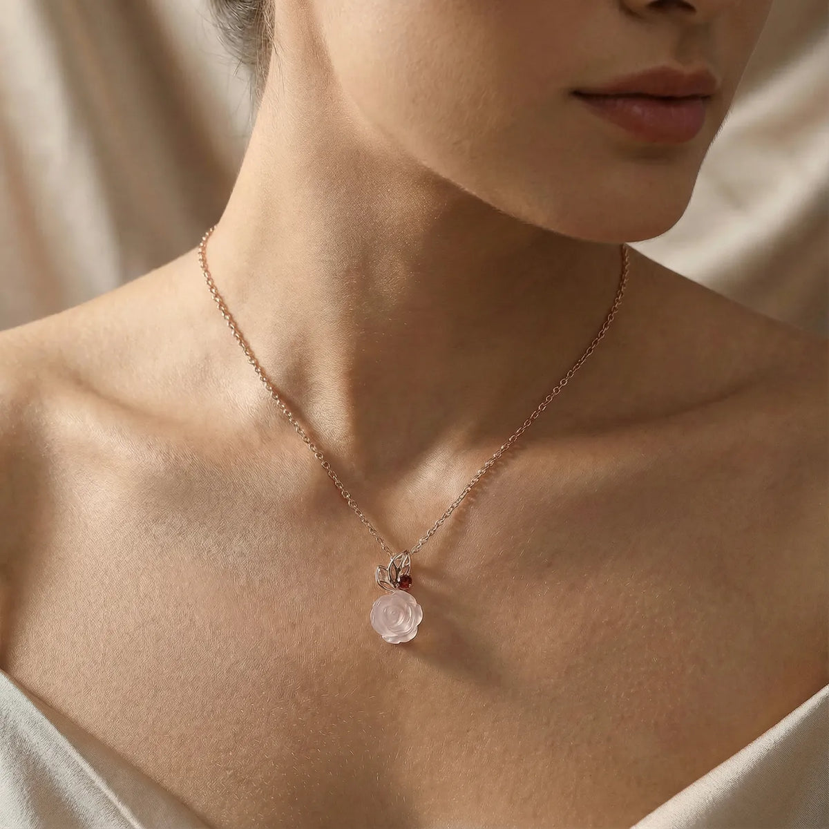 Collier quartz rose et pierre rouge
