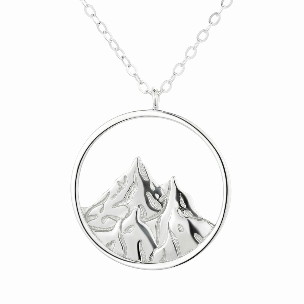 Collier rond avec motif montagne