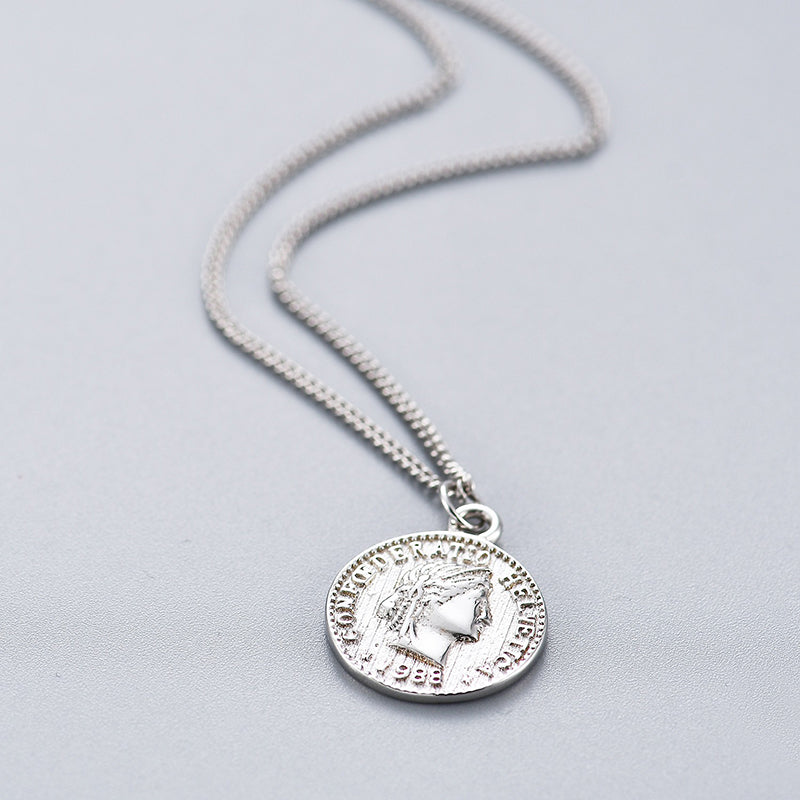 Collier rond pièce de monnaie chaine