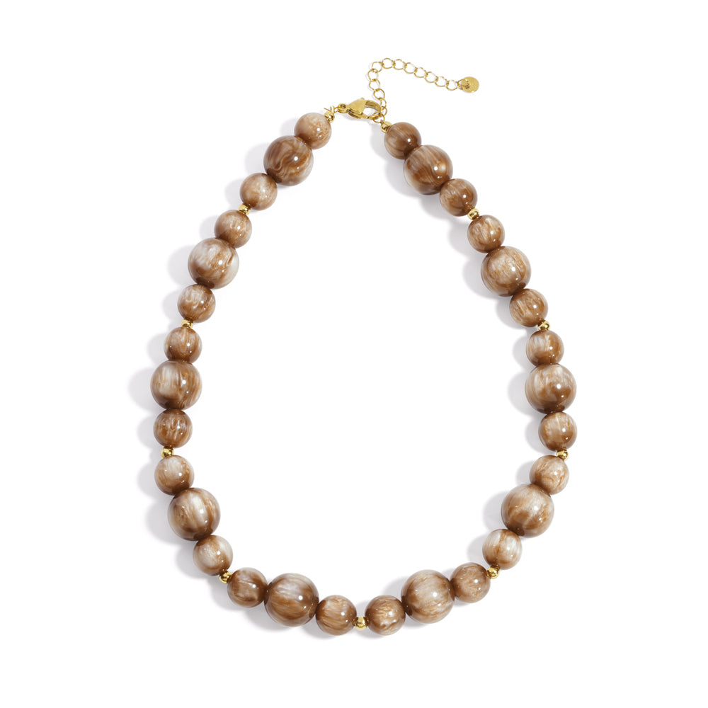 Collier perles d'imitation en résine effet marbre brun