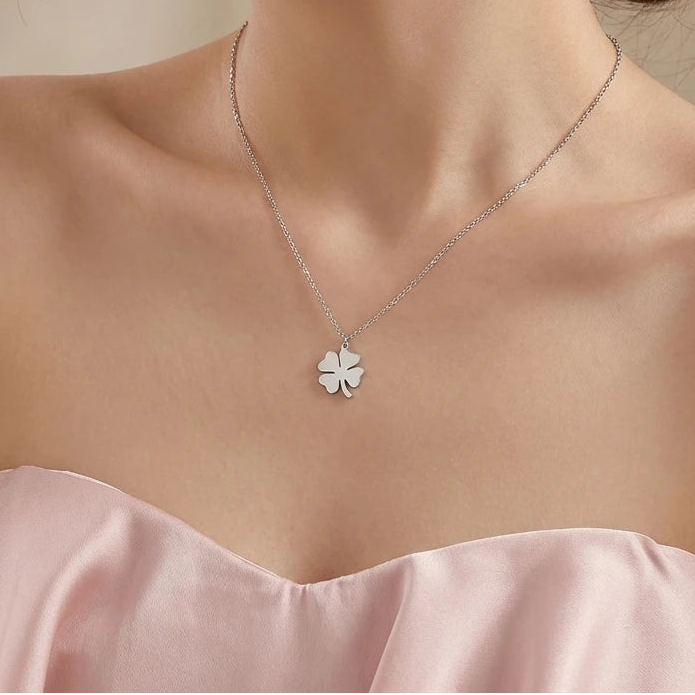 Collier trèfle acier jaune