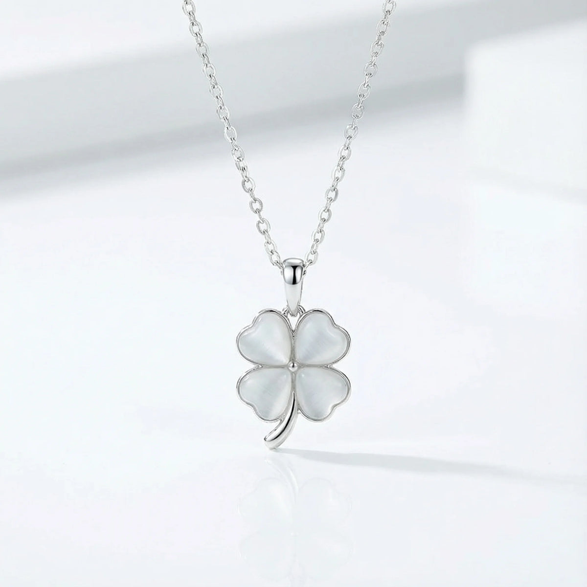 Collier trèfle nacre argent