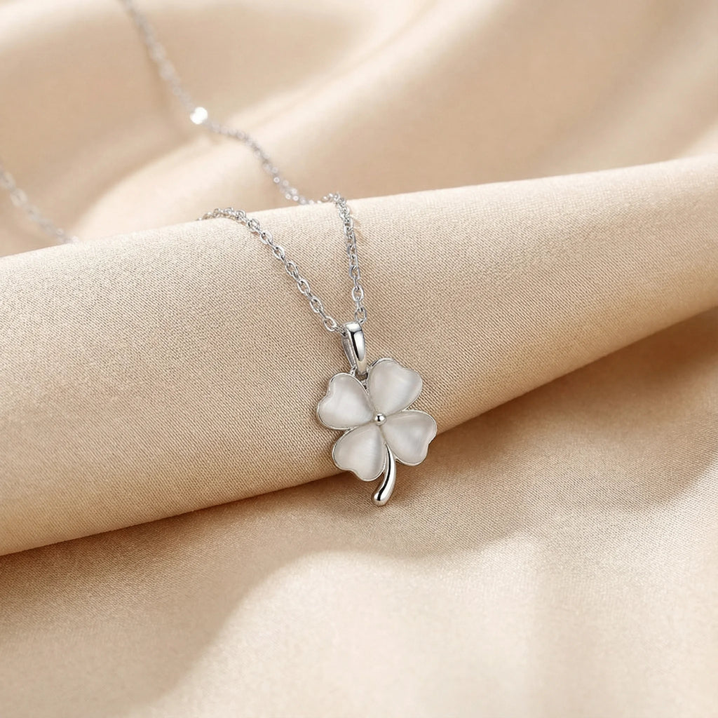 Collier trèfle nacre argent